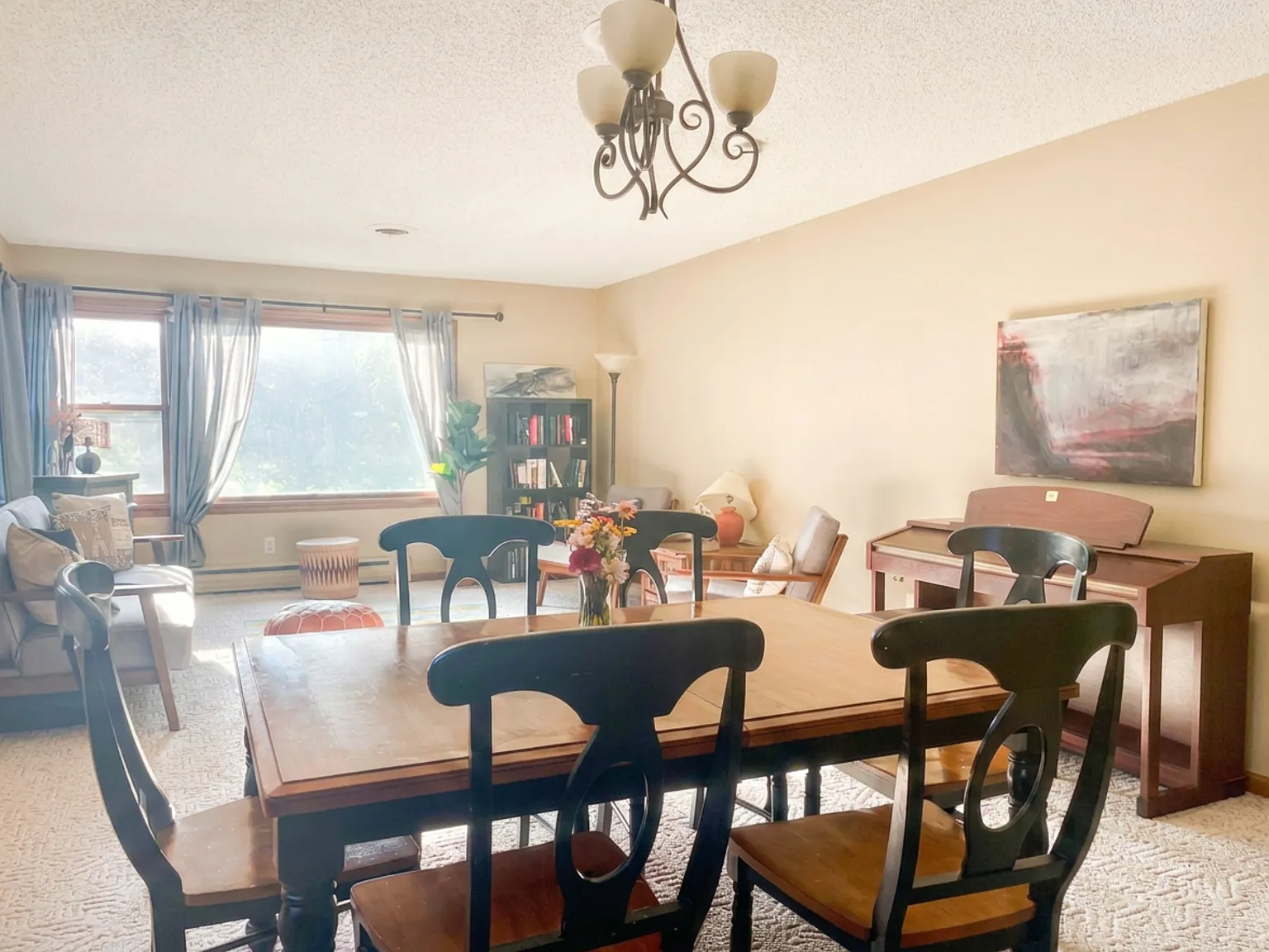2 bed, 1300 sqft, $1,445 — Photo 3
