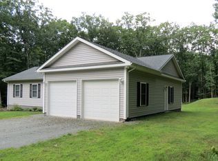 55 E Creek Dr, Lehighton, PA 18235