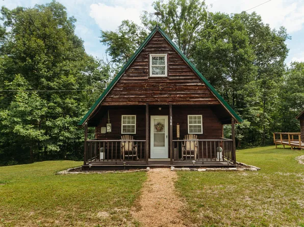 368 Twin Oaks Rd, Wellington, KY 40387