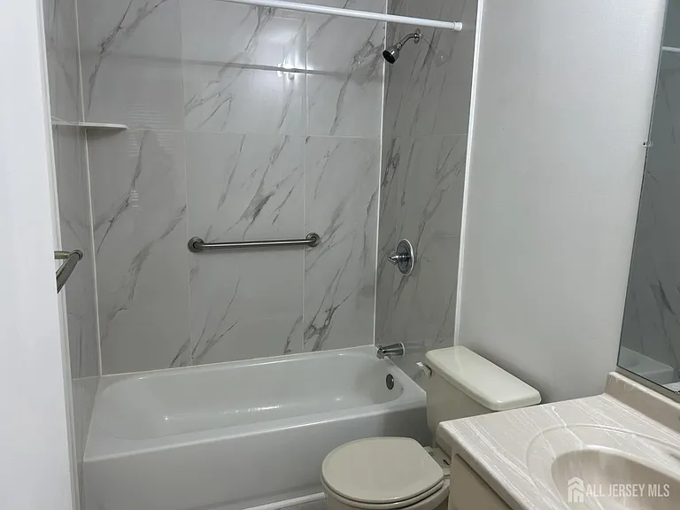 53 Boxgrove Pl — Photo 6