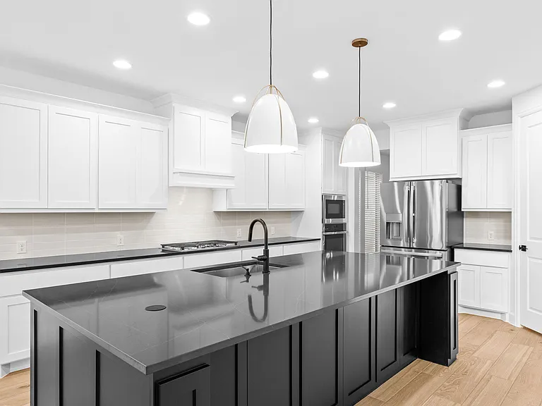 310 Barton Crk — Photo 13