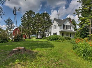 E7458 Swenson Rd, Viroqua, WI 54665
