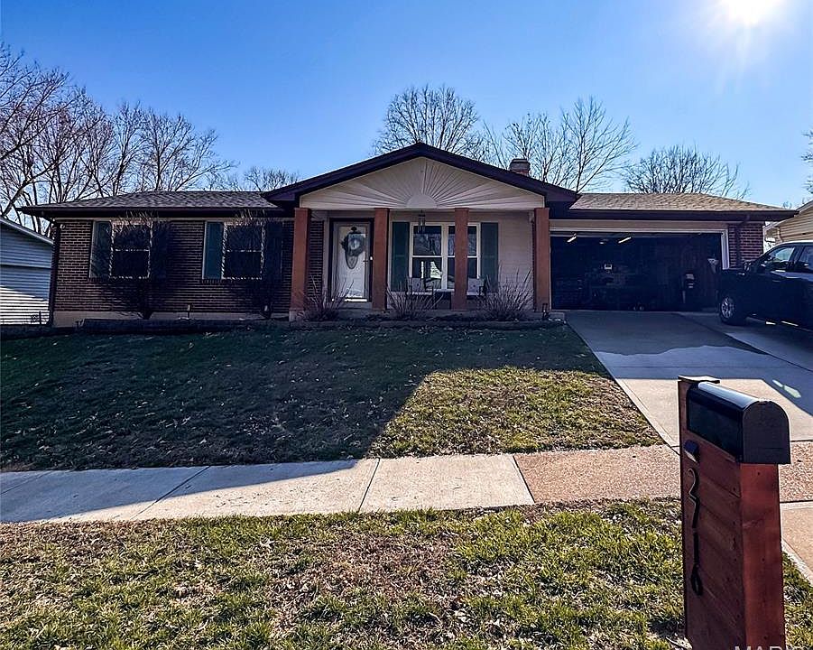 1st image of 2716 Peachwood Trl