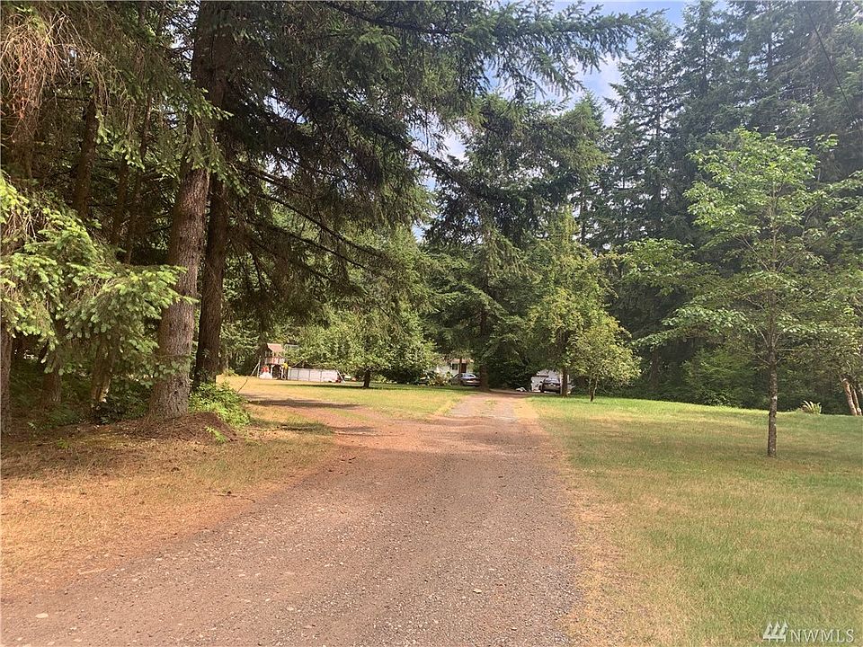 2nd image of 1635 83rd Ave SE