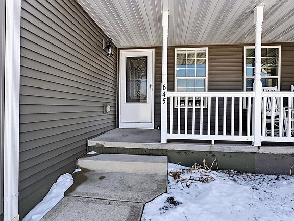 2nd image of 645 Garfield Ave