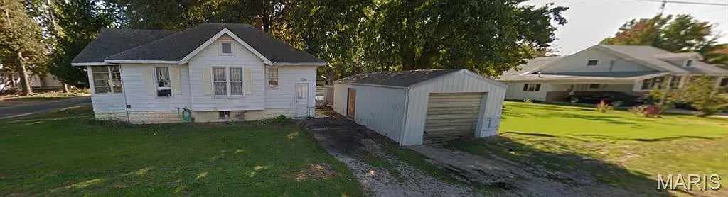 702 Mayo St photo 1