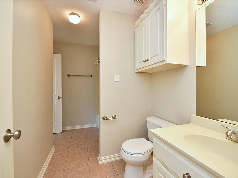 14435 Mayport Ln — Photo 21
