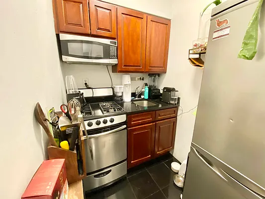 Rented by J PRESTON AND ASSOCIATES INC | media 11