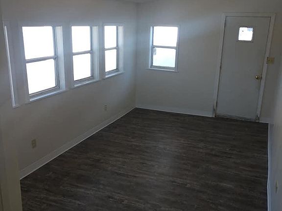 2nd image of 148 Cunningham Ave