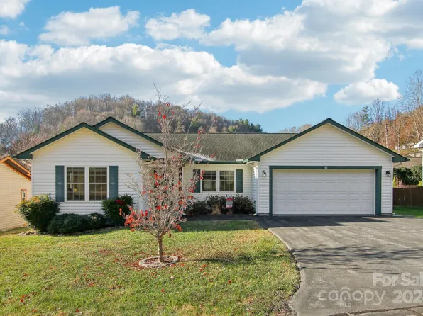 81 Pasco Loop, Waynesville, NC 28785