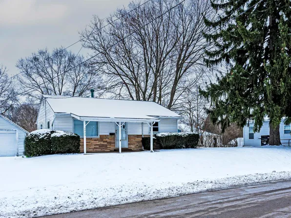 1745 Byron St, Huntington, IN 46750