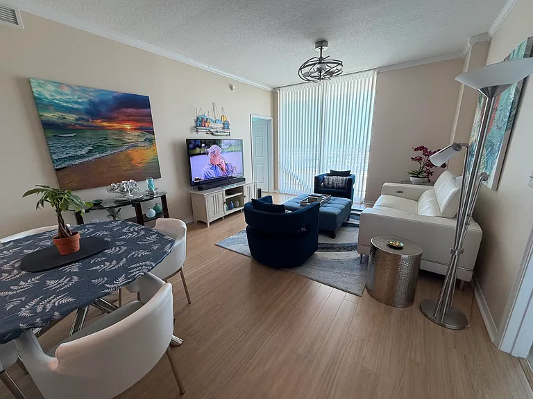 625 Casa Loma Blvd #1504 — Photo 5