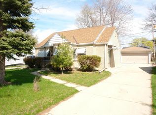 3818 S 5th Pl, Milwaukee, WI 53207
