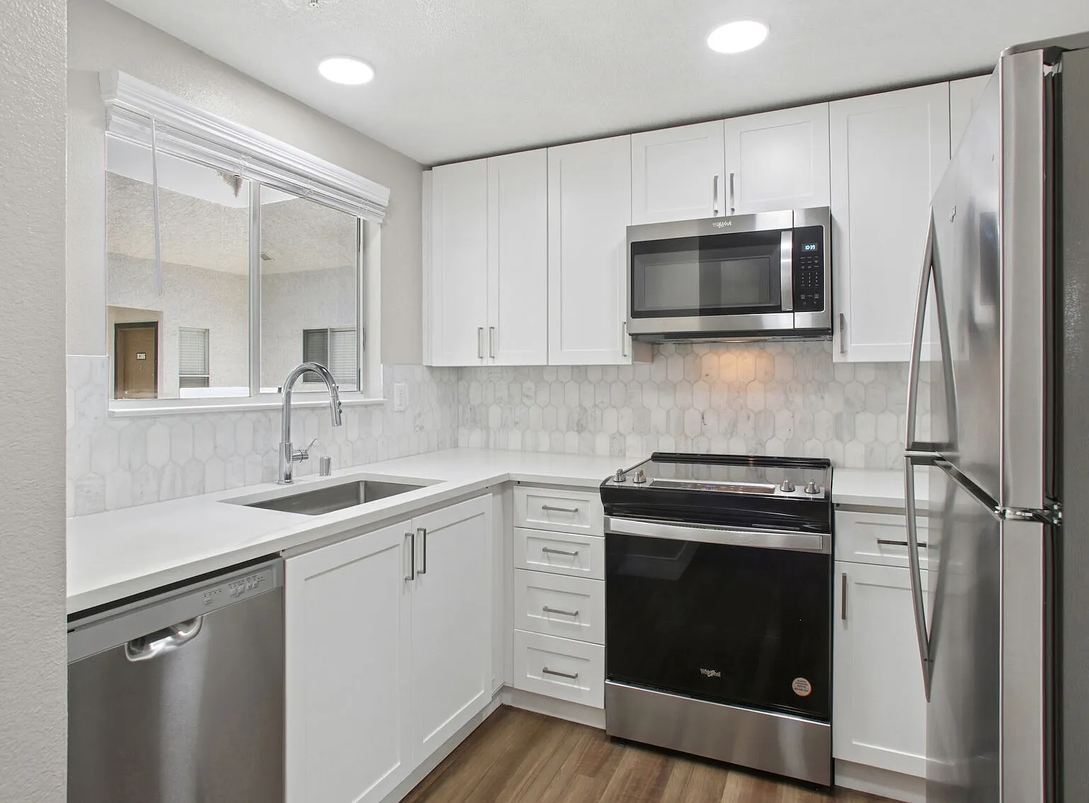 Stoneridge Apartments — Photo 3