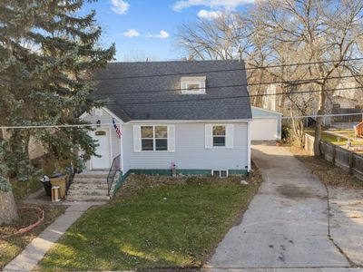 705 9th St NE, Minot, ND, 58703