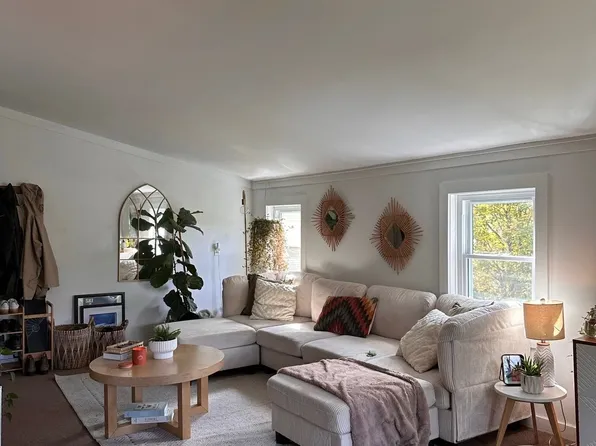 (undisclosed Address), Stowe, VT 05672