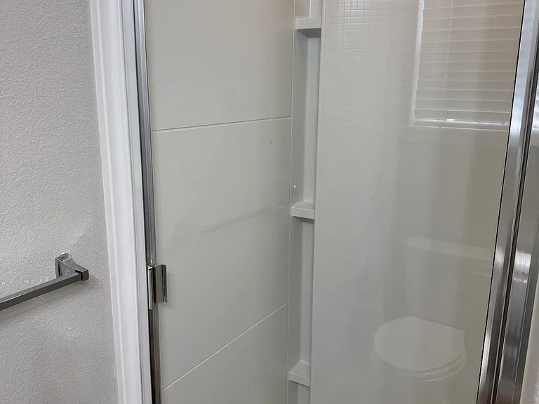 1804 Gayla Creek Dr — Photo 3
