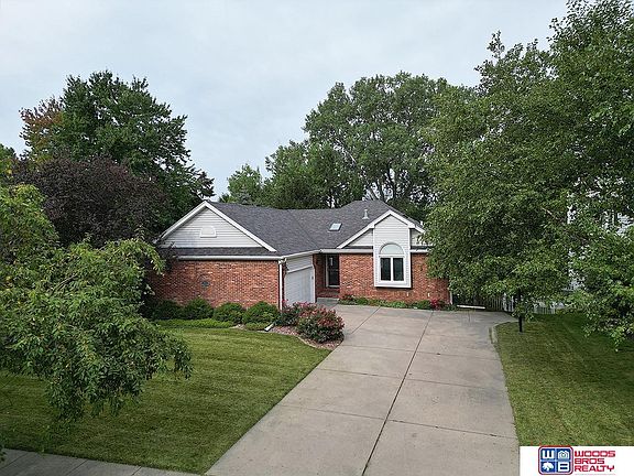 3rd image of 6911 Crooked Creek Ct