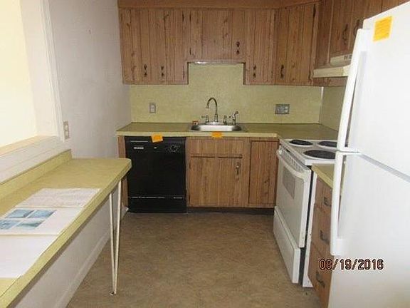 5th image of 440 North Ave APT 9