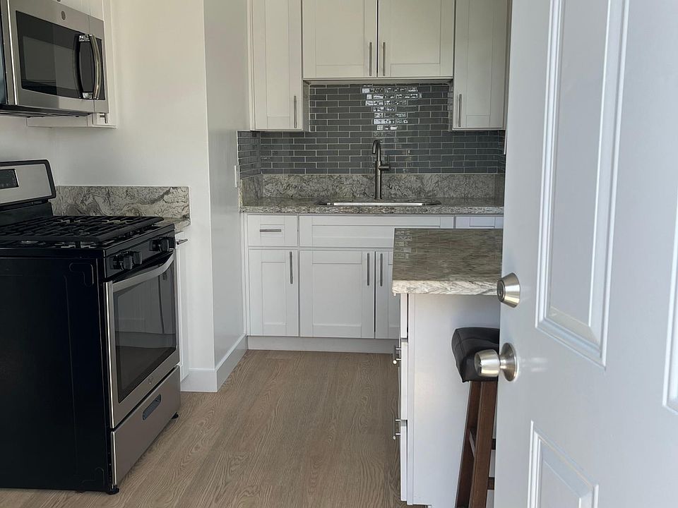 1st image of 4646 Wilson Ave