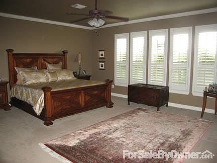 5th image of 3211 Lakes Of Katy Ln