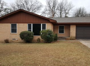 1002 Glencrest Ln, Longview, TX 75601