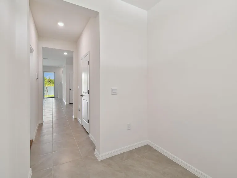 32895 Regent Canal St — Photo 12