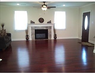 1st image of 7566 Mercier St