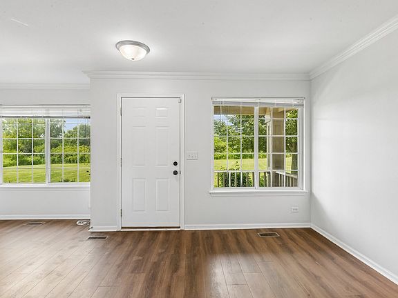 3rd image of 12688 W Wakefield Dr