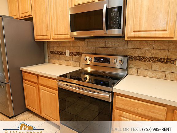 2nd image of 544 Heatherwood Loop