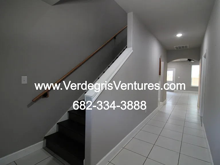 110 E Wilson St — Photo 6