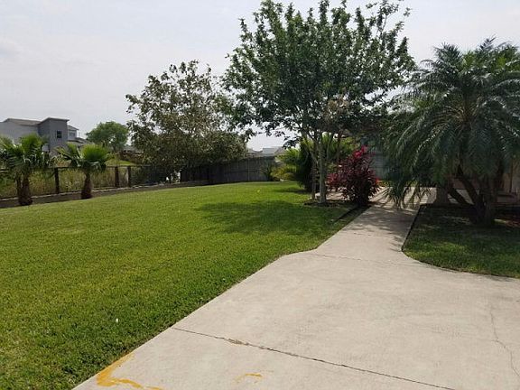 5th image of 2150 Sunset Lake Dr