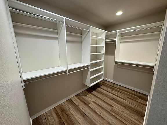 2nd image of 764 Evergreen Way Unit A