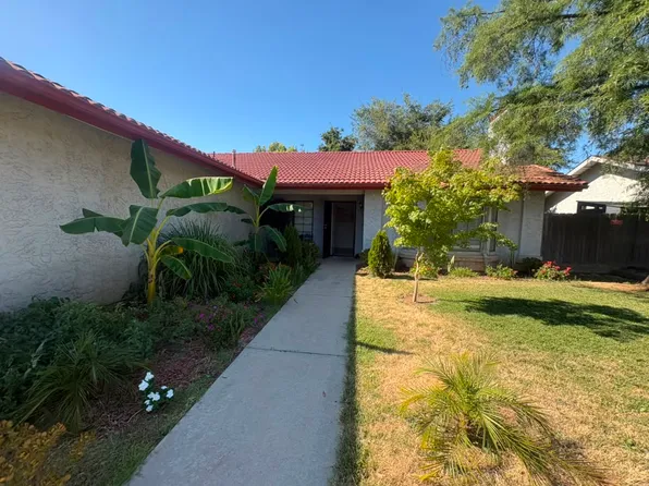 3696 W Fedora Ave, Fresno, CA 93722