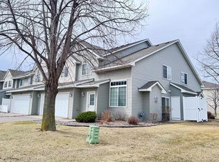 2452 Yellowstone Dr #124, Hastings, MN 55033