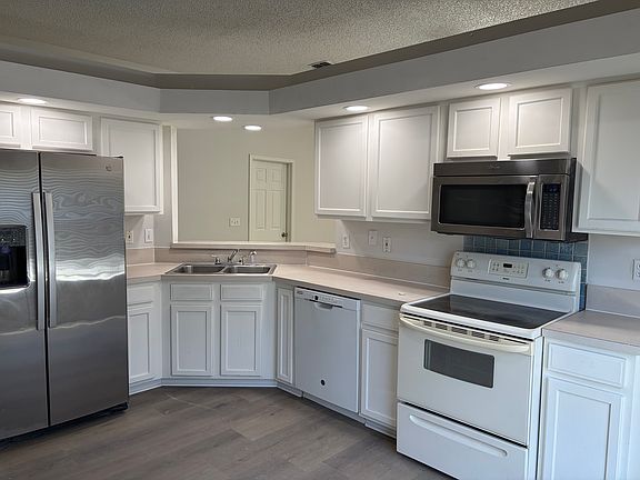 5th image of 11124 Coldfield Dr