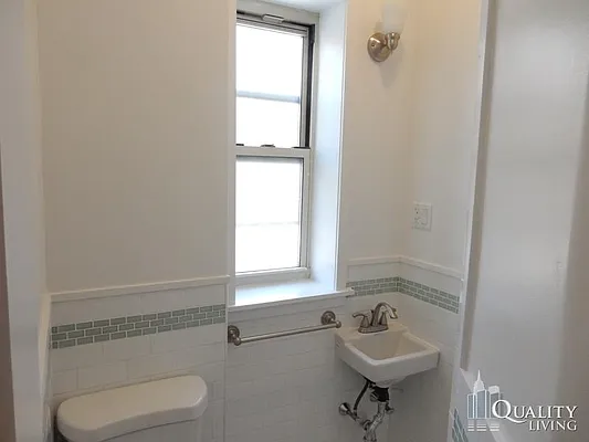 Rented by (Legacy) NY Quality Living Uptown | media 28