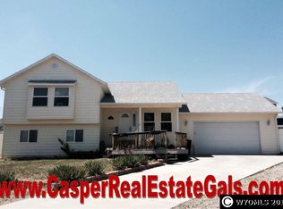 6660 White Rock Dr, Casper, WY 82604