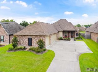 14091 Twin Lakes Dr, Prairieville, LA 70769