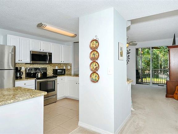 3rd image of 4751 Travini Cir #4-117