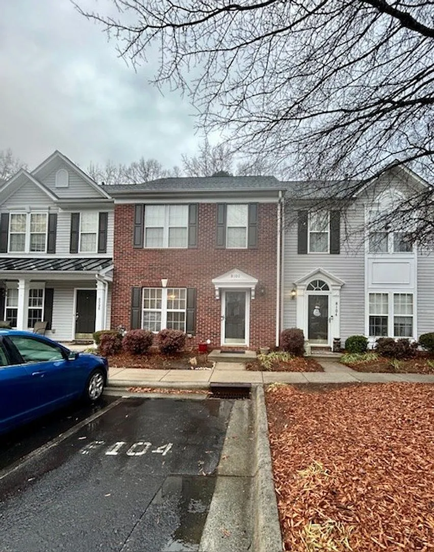 Building Photo - 8100 Sapwood Ct