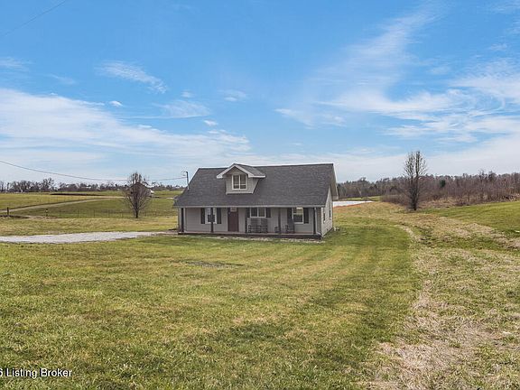 3rd image of 2767 Bardstown Trl