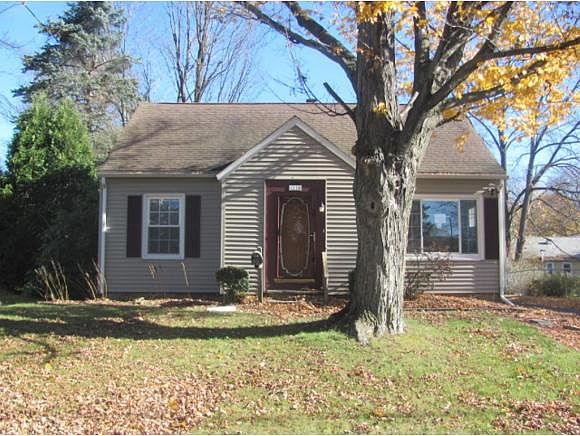 1st image of 1114 Saluda St