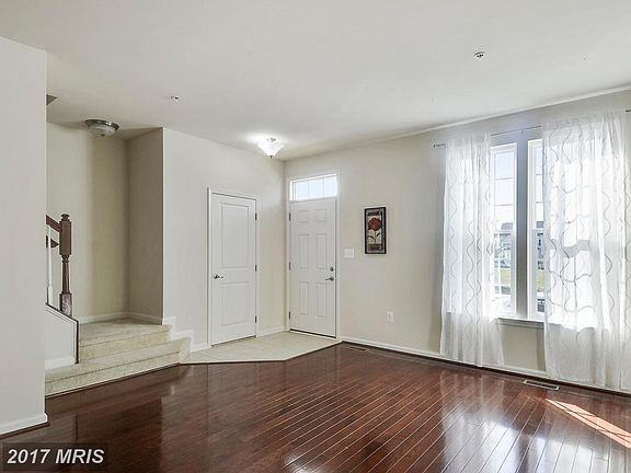 2nd image of 22760 Autumn Breeze Ave