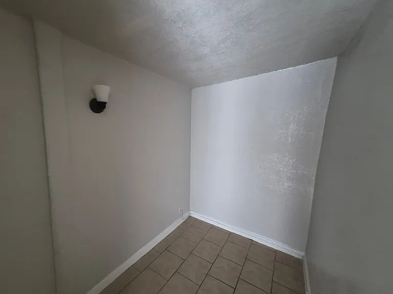 115 Caldwell St #7 — Photo 2