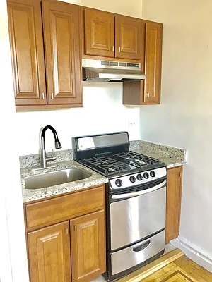 Rented by Silverstreet RE LLC | media 16