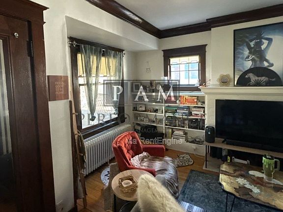 3rd image of 3518 N Murray Ave