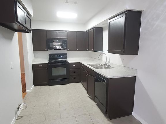 5th image of 7738 Staci Ct