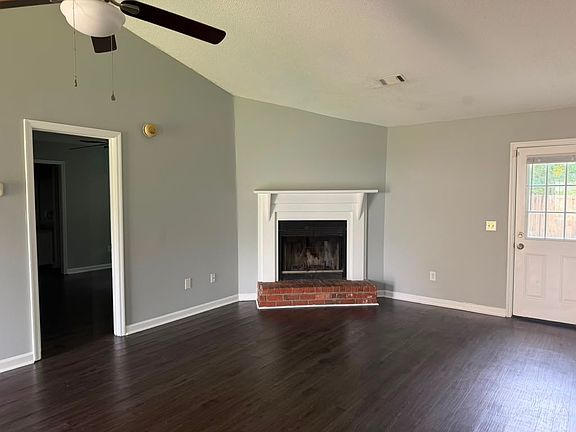 2nd image of 721 Kadi Ln