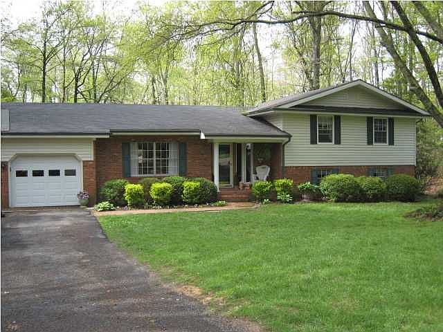 2nd image of 1107 Montvale Cir